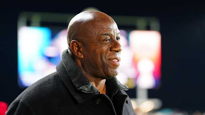Lakers Legend Magic Johnson Reacts to Knicks Eliminating Celtics